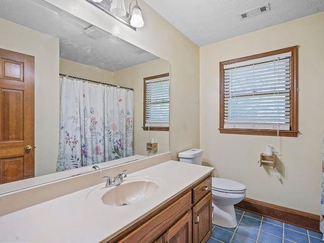 4640 CALLEIGH Way, Snellville, GA 30039