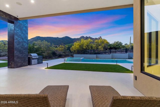 6816 E Stagecoach Pass, Carefree, AZ 85377