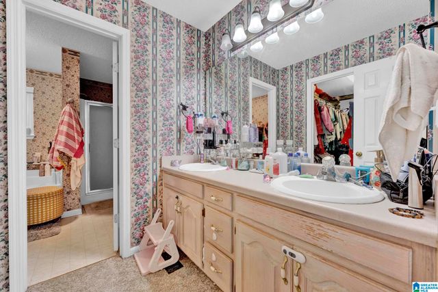 1561 APRIL DRIVE, Warrior, AL 35180