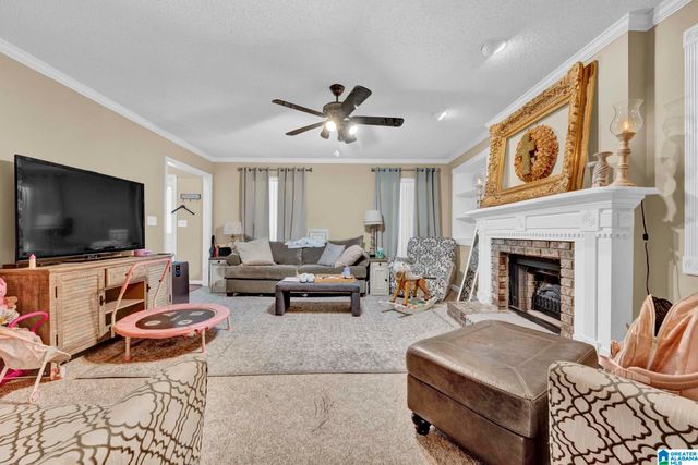 1561 APRIL DRIVE, Warrior, AL 35180