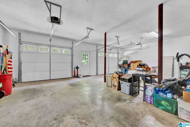 1561 APRIL DRIVE, Warrior, AL 35180