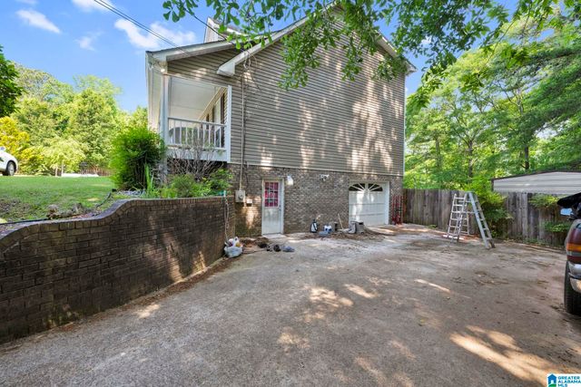1561 APRIL DRIVE, Warrior, AL 35180