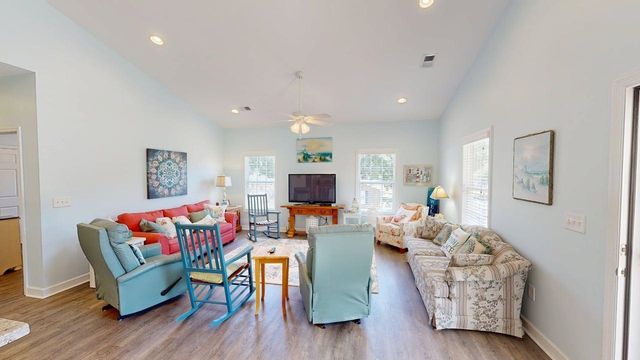 510 9th Ave. S, Surfside Beach, SC 29575