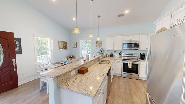 510 9th Ave. S, Surfside Beach, SC 29575