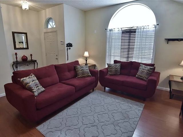 6323 Brookbriar Court, Arlington, TX 76018