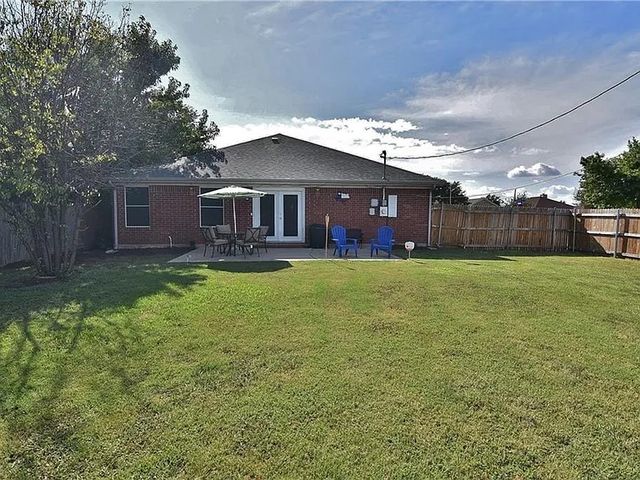 6323 Brookbriar Court, Arlington, TX 76018