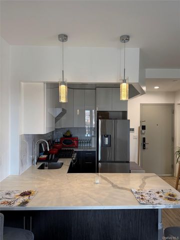70-65 Queens Boulevard 9I, Woodside, NY 11377