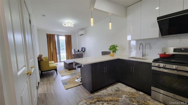 70-65 Queens Boulevard 9I, Woodside, NY 11377