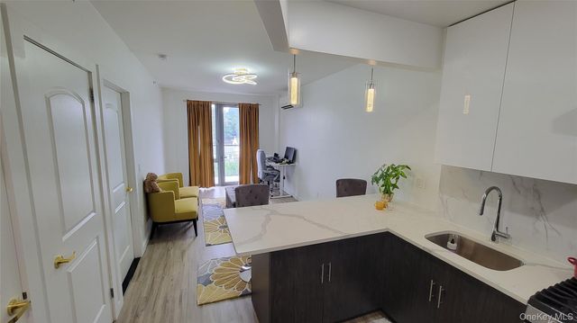 70-65 Queens Boulevard 9I, Woodside, NY 11377