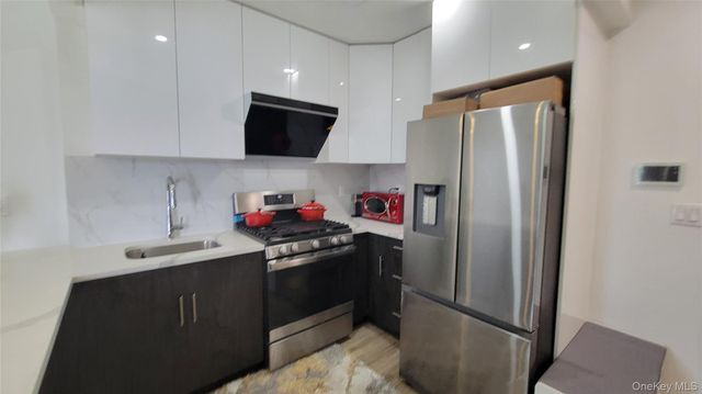 70-65 Queens Boulevard 9I, Woodside, NY 11377