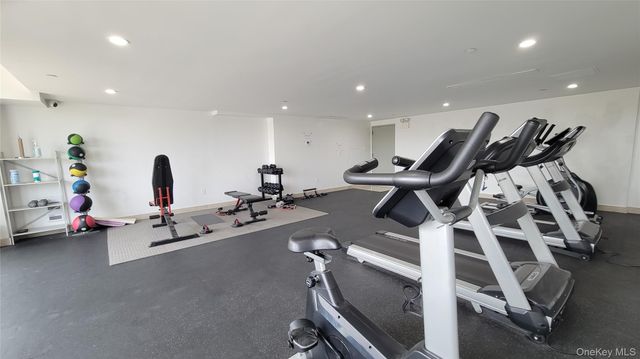 70-65 Queens Boulevard 9I, Woodside, NY 11377