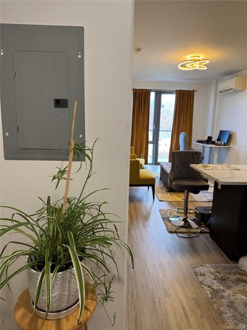 70-65 Queens Boulevard 9I, Woodside, NY 11377