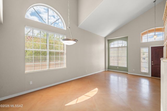 497 E Heatherglenn Place, Oro Valley, AZ 85755