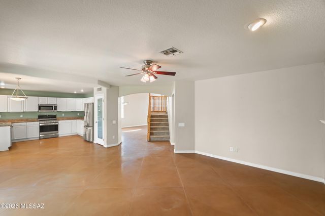 497 E Heatherglenn Place, Oro Valley, AZ 85755
