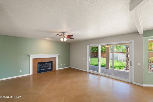 497 E Heatherglenn Place, Oro Valley, AZ 85755
