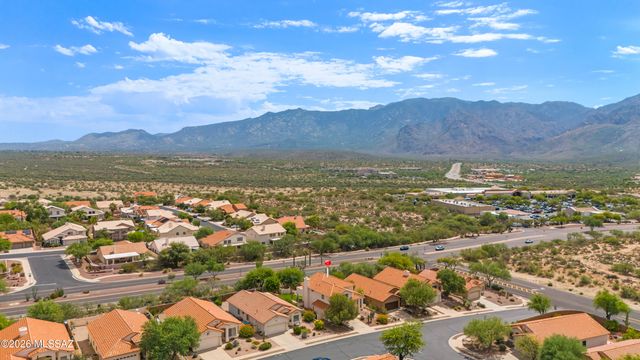 497 E Heatherglenn Place, Oro Valley, AZ 85755