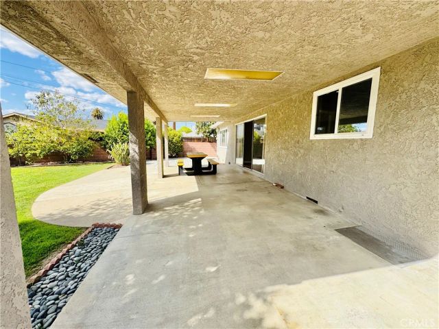 7515 Sunnybrae Avenue, Winnetka, CA 91306