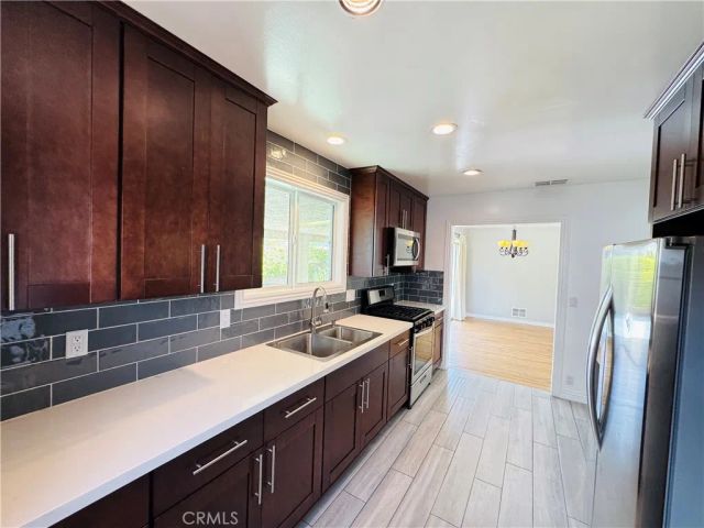 7515 Sunnybrae Avenue, Winnetka, CA 91306