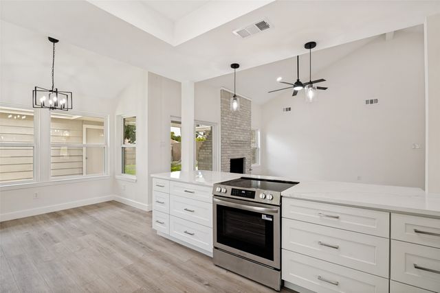 113 Country View Lane, Garland, TX 75043