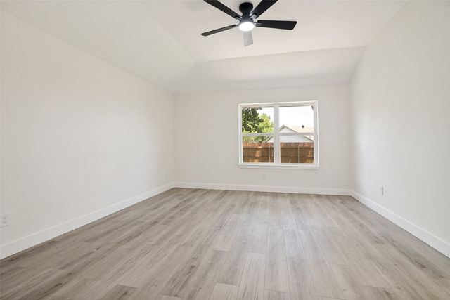 113 Country View Lane, Garland, TX 75043