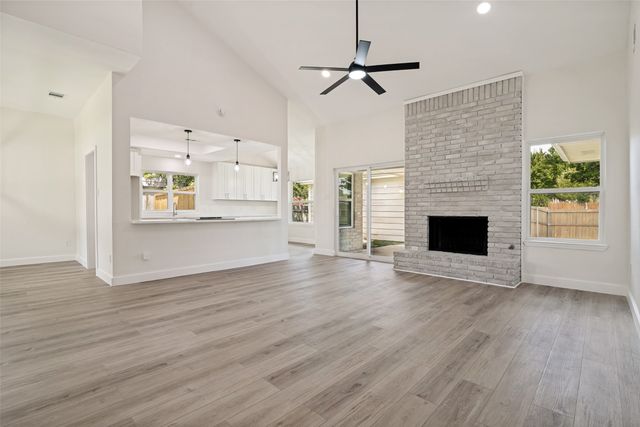 113 Country View Lane, Garland, TX 75043