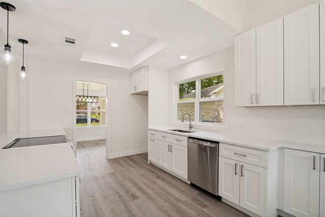 113 Country View Lane, Garland, TX 75043