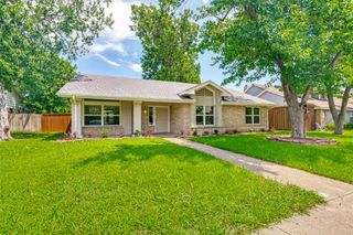113 Country View Lane, Garland, TX 75043