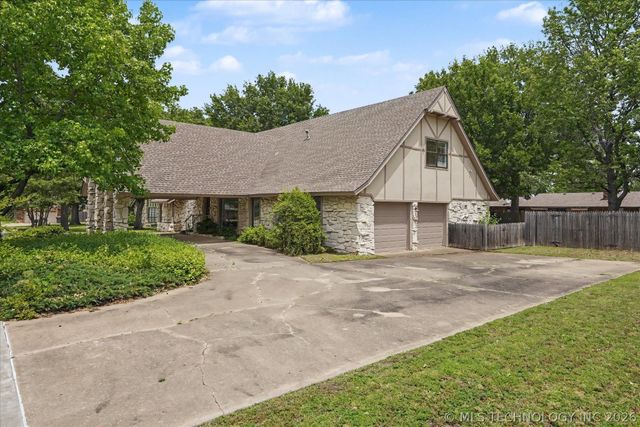 105 Mockingbird Lane, Skiatook, OK 74070