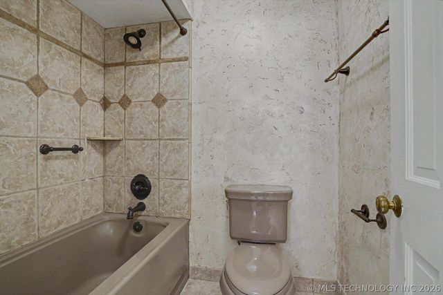 105 Mockingbird Lane, Skiatook, OK 74070