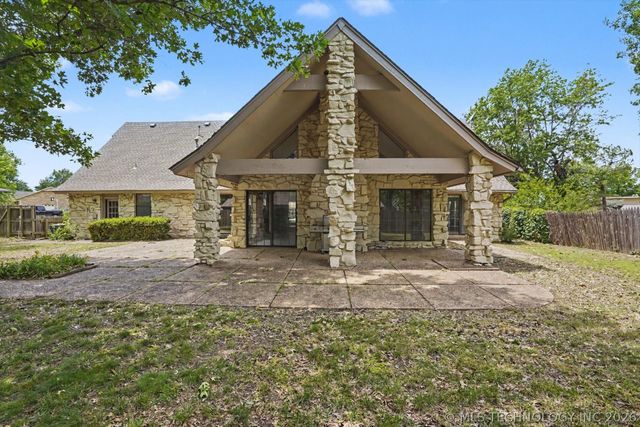 105 Mockingbird Lane, Skiatook, OK 74070