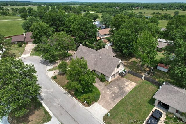 105 Mockingbird Lane, Skiatook, OK 74070