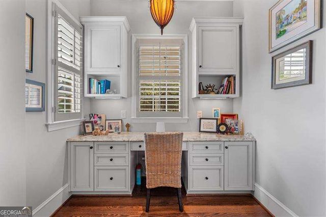 2204 Stephens Walk, Dunwoody, GA 30338