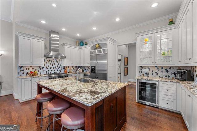 2204 Stephens Walk, Dunwoody, GA 30338