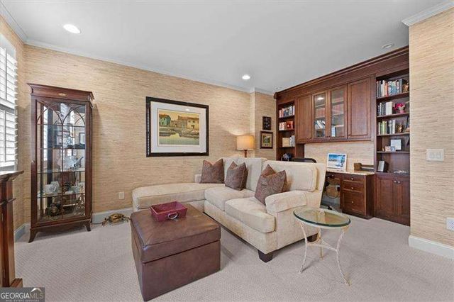 2204 Stephens Walk, Dunwoody, GA 30338