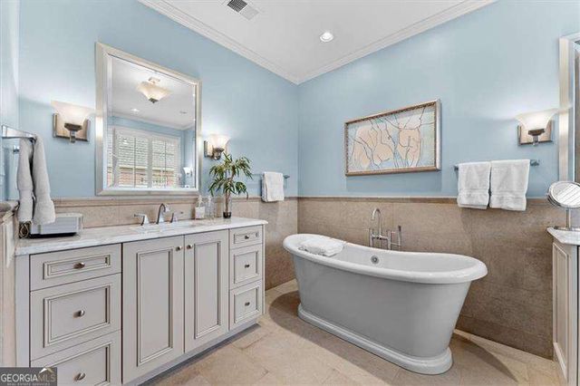 2204 Stephens Walk, Dunwoody, GA 30338