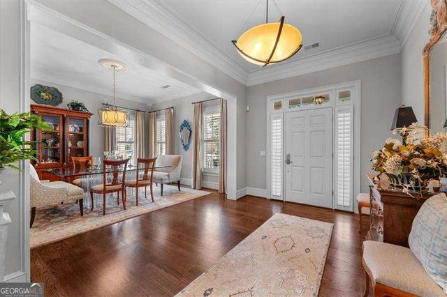 2204 Stephens Walk, Dunwoody, GA 30338