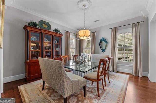 2204 Stephens Walk, Dunwoody, GA 30338