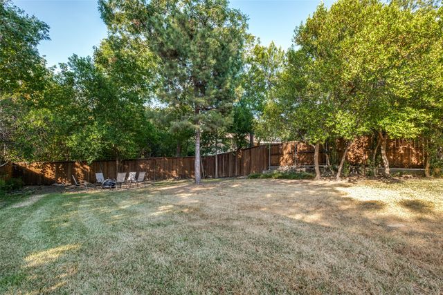 2115 Healey Drive, Dallas, TX 75228