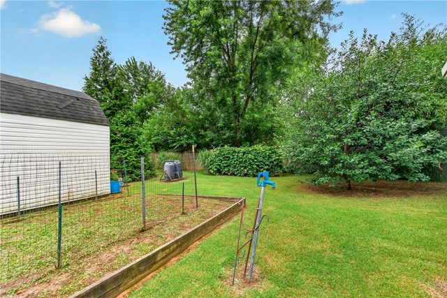 326 Summer Street, Lowell, AR 72745