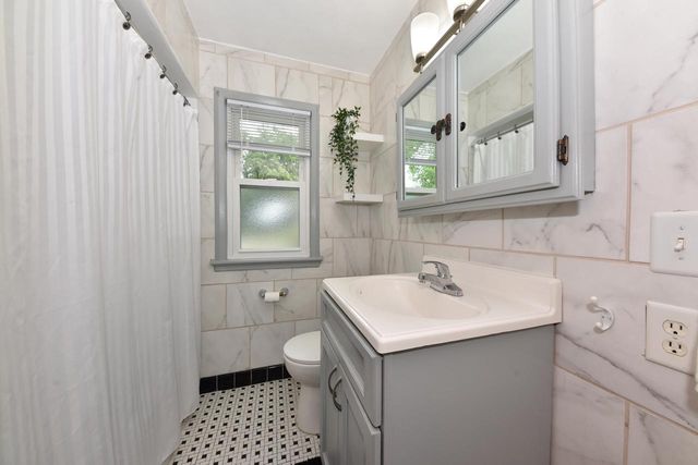 3208 S 30th STREET, Milwaukee, WI 53215