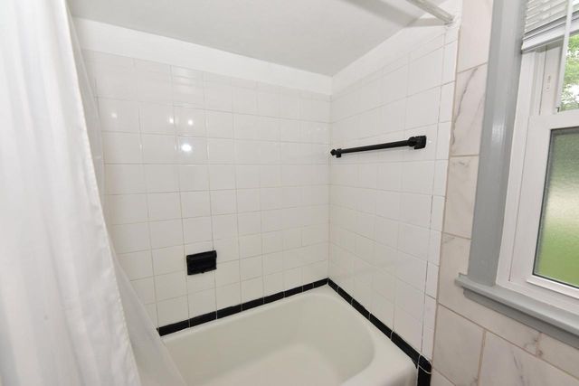 3208 S 30th STREET, Milwaukee, WI 53215