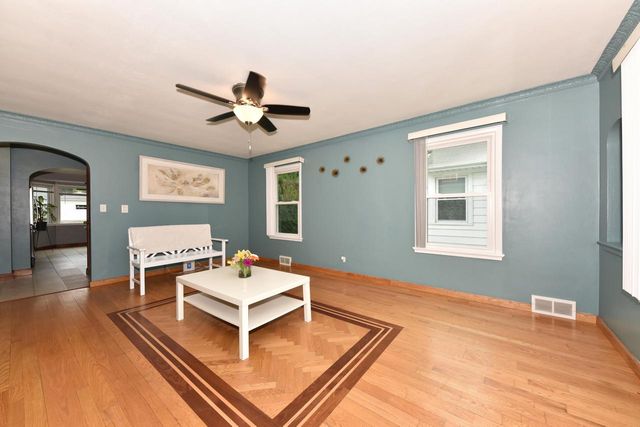 3208 S 30th STREET, Milwaukee, WI 53215