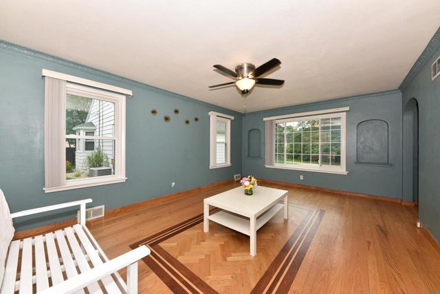 3208 S 30th STREET, Milwaukee, WI 53215