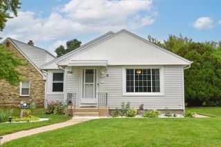 3208 S 30th STREET, Milwaukee, WI 53215