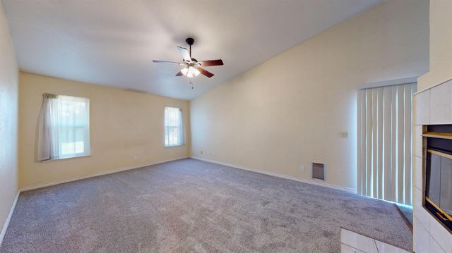 2141 Royal Wood Ln, Turlock, CA 95380