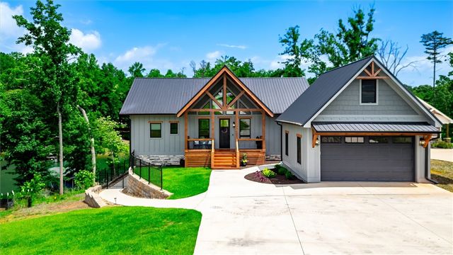 241 Janda Hill Drive, Seneca, SC 29672