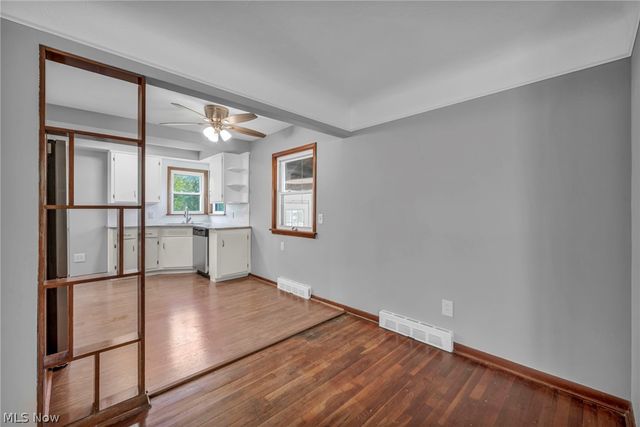 2124 Eaton Drive, Avon, OH 44011