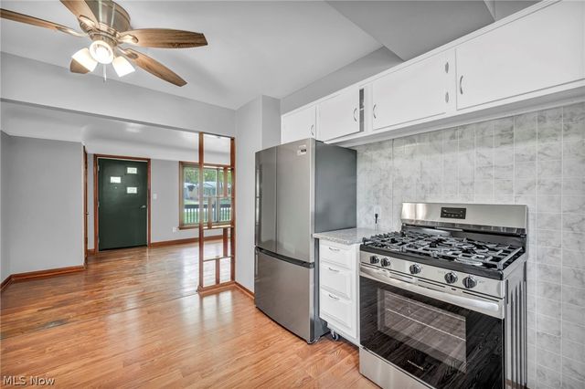 2124 Eaton Drive, Avon, OH 44011