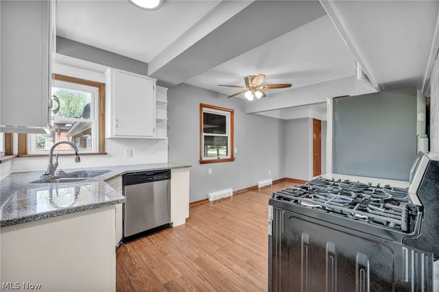 2124 Eaton Drive, Avon, OH 44011