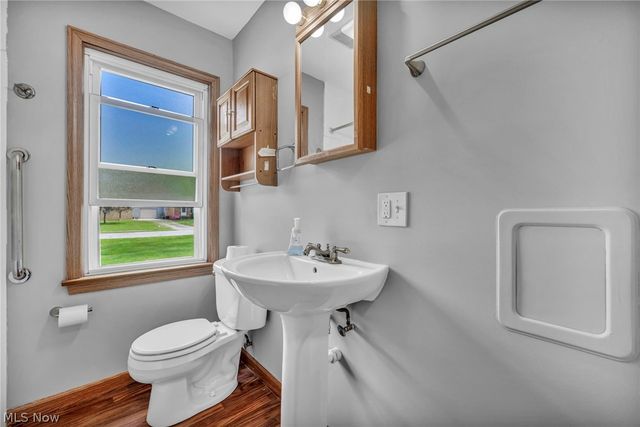 2124 Eaton Drive, Avon, OH 44011